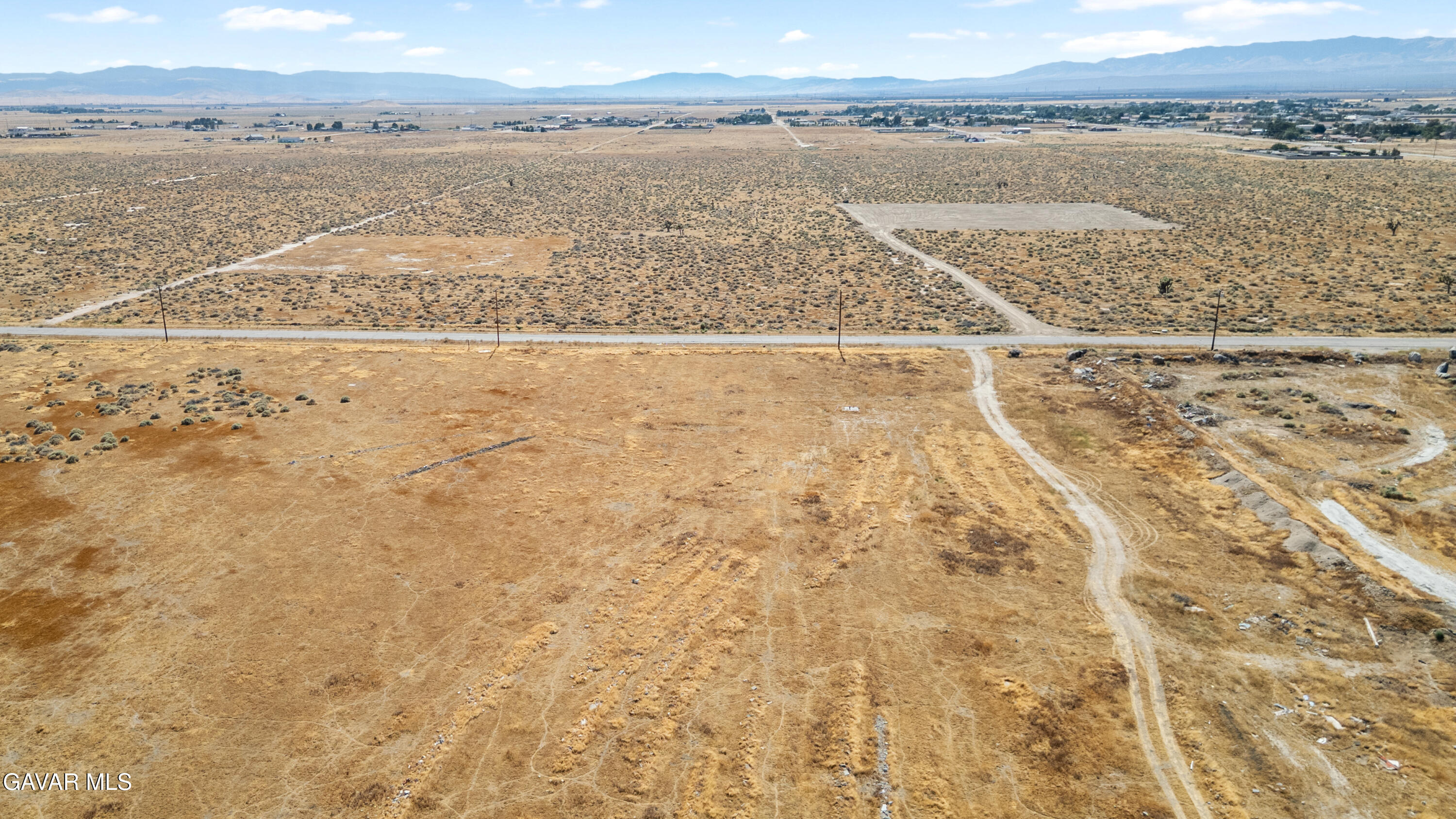 Land in Lancaster 2