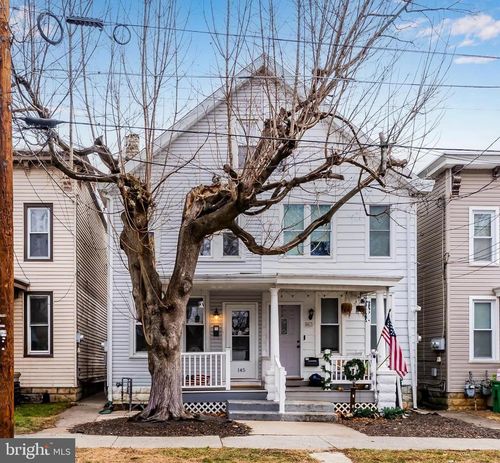 145 Cedar St, CARLISLE, PA, 17013-2242 | Card Image