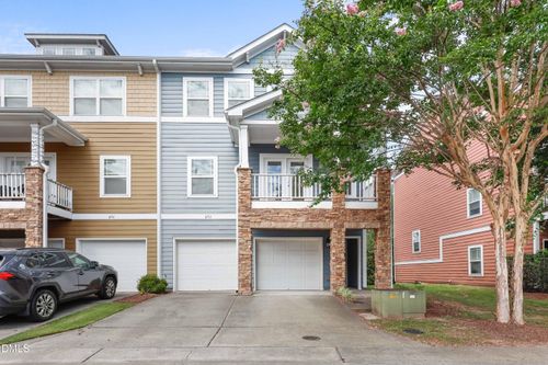 892 Queen City Cres, Apex, NC, 27523-7527 | Card Image