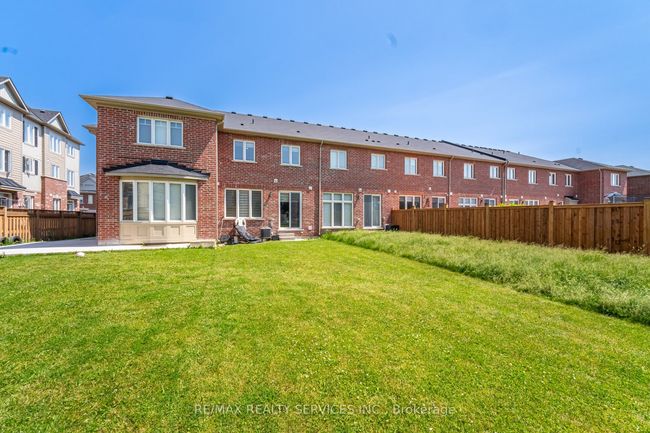 27 Phyllis Dr, House attached with 3 bedrooms, 3 bathrooms and 2 parking in Caledon ON | Image 39
