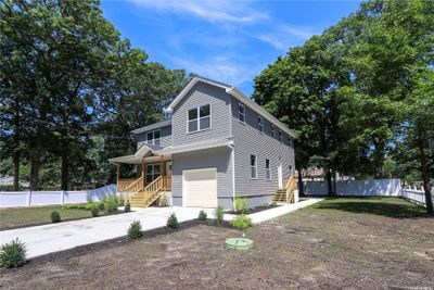 245 New Avenue, House other with 3 bedrooms, 3 bathrooms and null parking in Wyandanch NY | Image 3