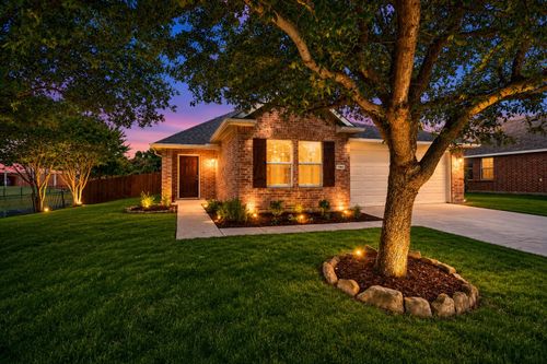 1060 Canterbury Dr, Prosper, TX, 75078-5633 | Card Image