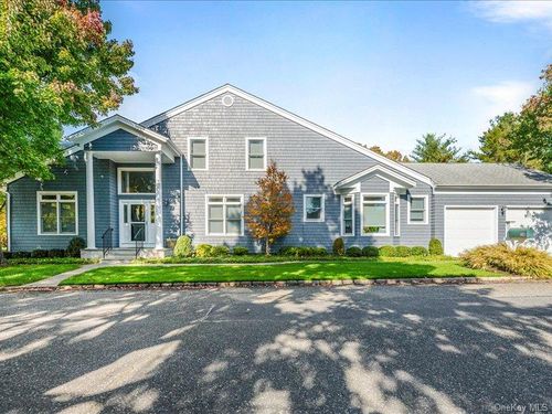 38 Fieldstone Ln, Oyster Bay, NY, 11771-3108 | Card Image