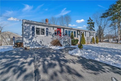 43 Esquire Ave, Warwick, RI, 02889-1909 | Card Image