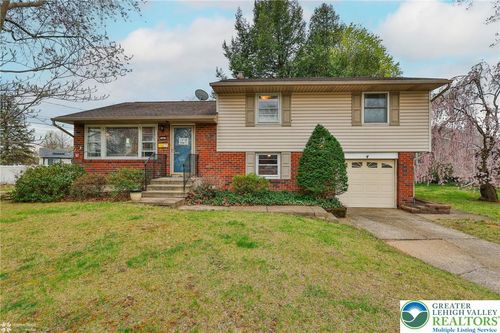 1961 Ravenwood Dr, BETHLEHEM, PA, 18018-1535 | Card Image