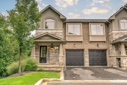 19-2086 Ghent Ave, Burlington, ON, L7R0E1 | Card Image
