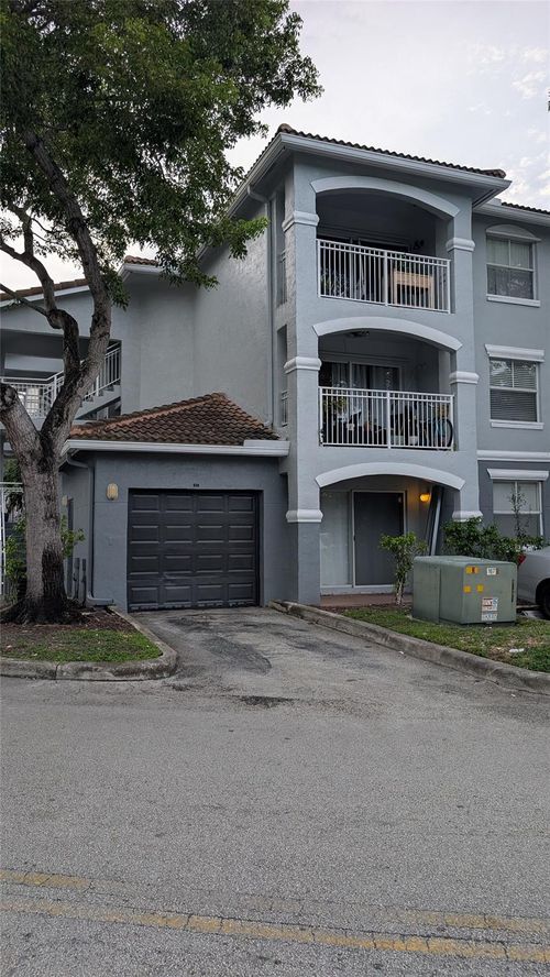 apt-9-101-150 Nw 96th Ave, Pembroke Pines, FL, 33024-6292 | Card Image