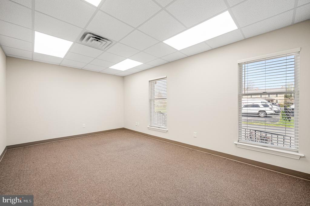 Commercial Lease in KENNETT SQUARE 3