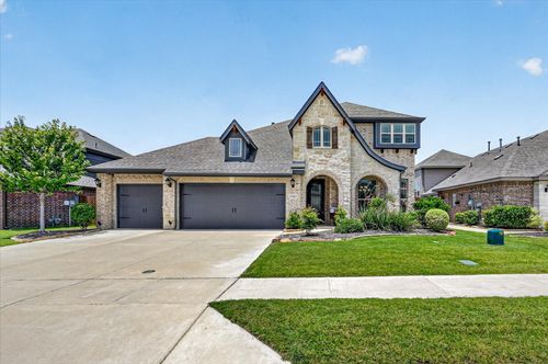 1943 Silverleaf Dr, Glenn Heights, TX, 75154-8274 | Card Image