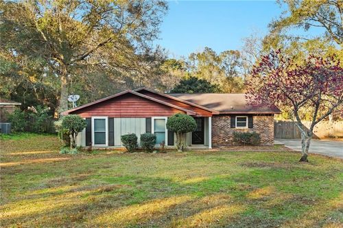 8374 Grand Oaks Dr, Theodore, AL, 36582-5136 | Card Image