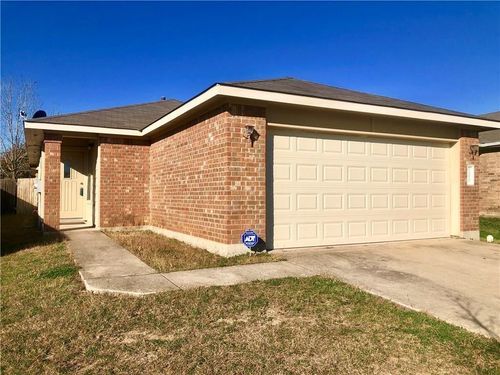 13020 Date Palm Trl, Elgin, TX, 78621-6038 | Card Image