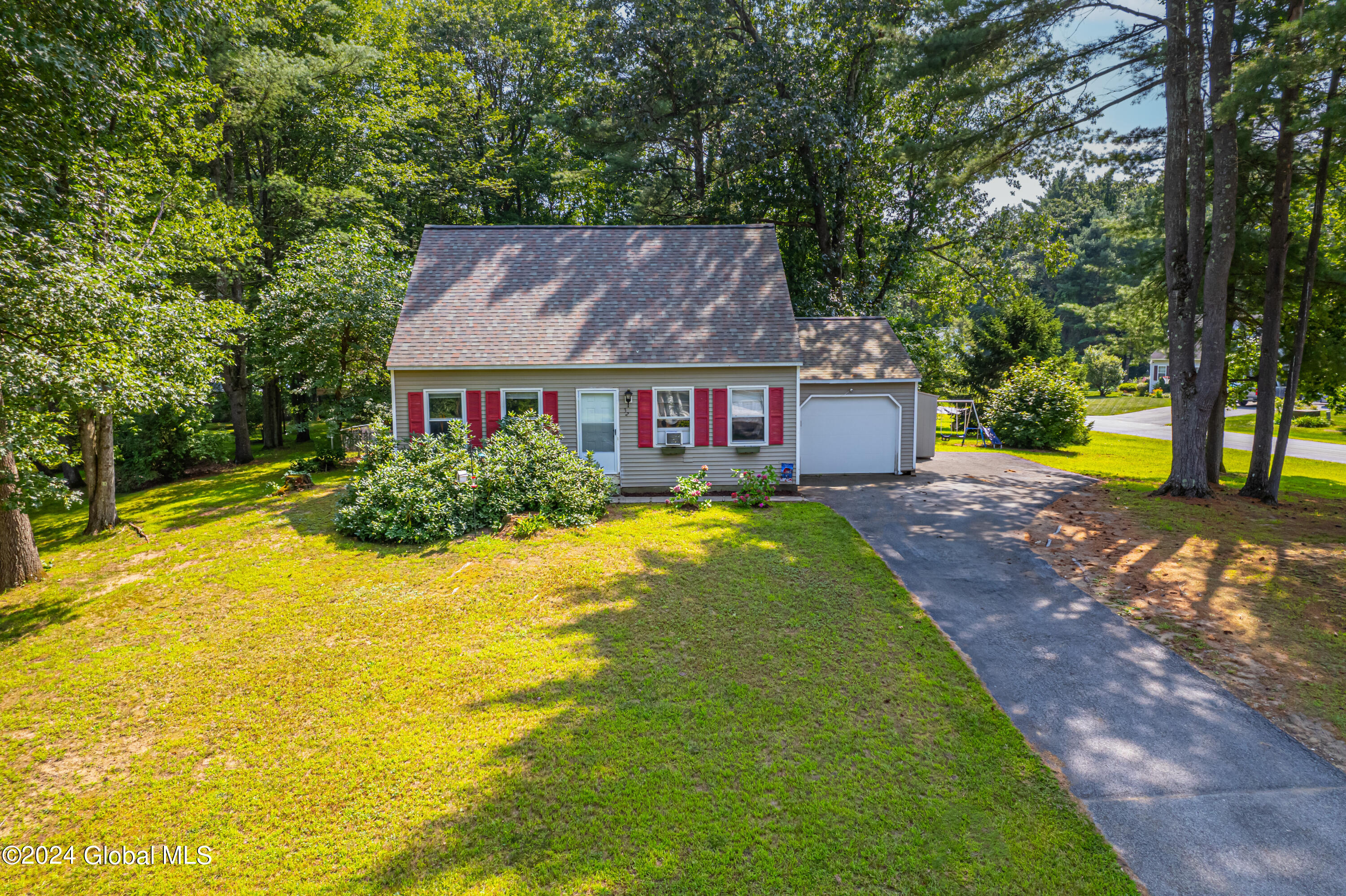 Nolan Rd, South Glens Falls, NY 12803