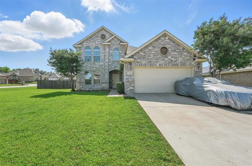 7530 Park Ave, Forest Hill, TX, 76140-2094 | Card Image