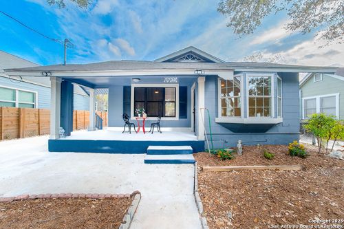 1730 W Mistletoe Ave, San Antonio, TX, 78201-5417 | Card Image