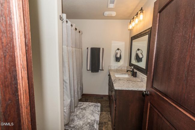 2467 Labrador Dr, House other with 4 bedrooms, 3 bathrooms and null parking in Mandan ND | Image 33