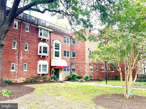 18-2107 N Taft St, ARLINGTON, VA, 22201-3642 | Card Image