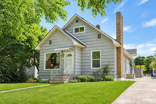 1218 E Augusta Ave, Spokane, WA, 99207-2438 | Card Image