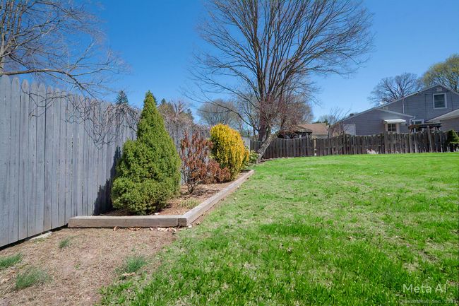 27 Cherry Ln, House other with 3 bedrooms, 3 bathrooms and null parking in Bethel CT | Image 35