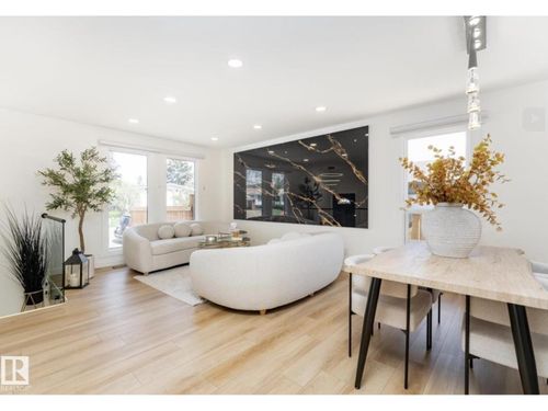 17327 106 St Nw, Edmonton, AB, T5X3W9 | Card Image