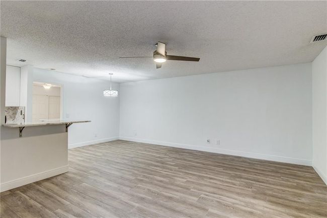 5 - 1172 Breezy Way, Condo with 2 bedrooms, 2 bathrooms and null parking in Sebastian FL | Image 7