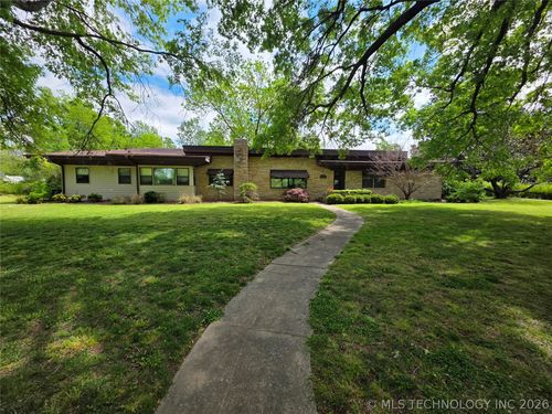 1800 Rockdale Blvd, Miami, OK, 74354-4938 | Card Image