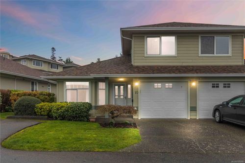10-126 Hallowell Rd, View Royal, BC, V9A7K2 | Card Image
