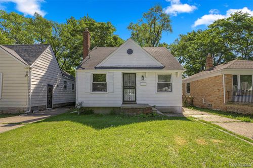 8658 Stahelin Ave, Detroit, MI, 48228-3055 | Card Image