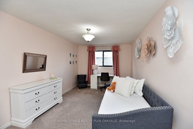 81 Jerome Park Dr, House other with 5 bedrooms, 4 bathrooms and 4 parking in Dundas ON | Image 38