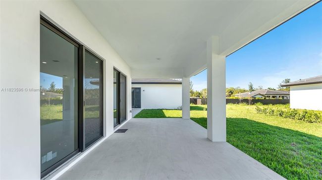 15455 Sw 232 Nd St, House other with 5 bedrooms, 4 bathrooms and null parking in Miami FL | Image 47