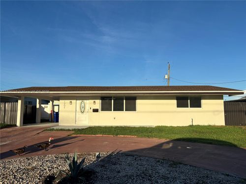 1201 Nw 79th Way, Pembroke Pines, FL, 33024-5136 | Card Image