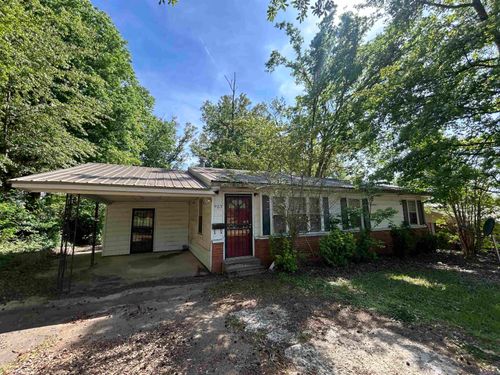 923 Norman St, West Helena, AR, 72390-2019 | Card Image