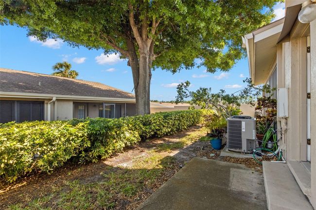 APT-130 - 2131 Ridge Rd S, Townhouse with 2 bedrooms, 3 bathrooms and null parking in LARGO FL | Image 30