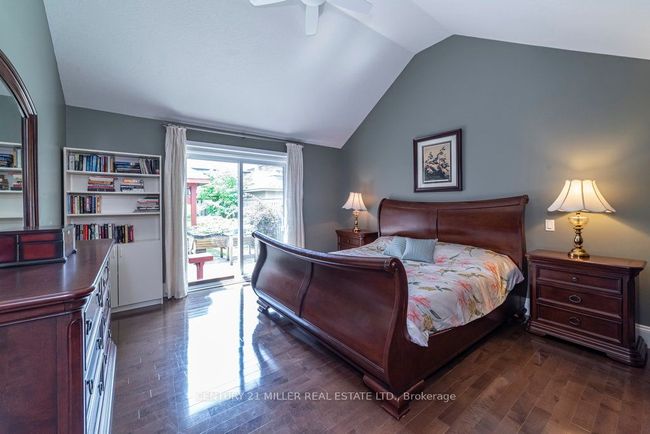 46 Giffin Rd, House other with 2 bedrooms, 3 bathrooms and 4 parking in Dundas ON | Image 18