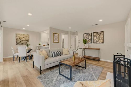 3401 La Terrace Cir, San Jose, CA, 95123-5324 | Card Image