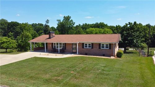 1458 Cartpath Rd, North Wilkesboro, NC, 28659-8231 | Card Image