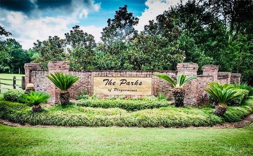 106 Cypress Crossing Dr, Belle Chasse, LA, 70037-1694 | Card Image