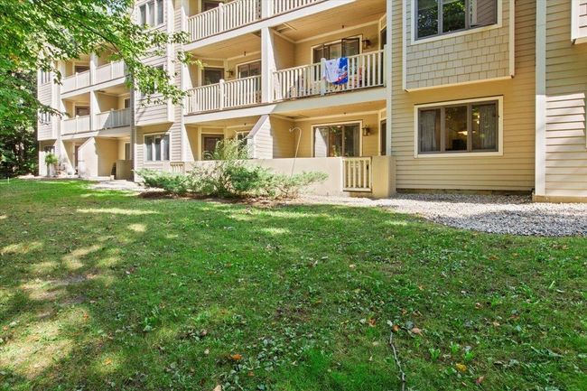 7 - 85 E Birch Rd, Condo with 2 bedrooms, 2 bathrooms and null parking in Stratton VT | Image 22
