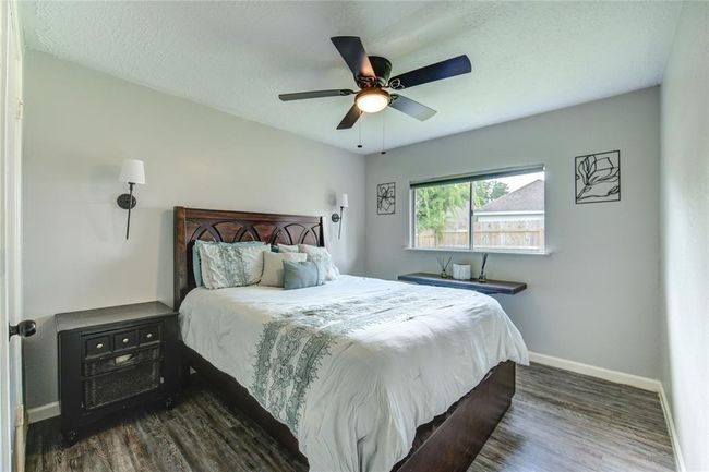 6022 Thom Rd, House other with 3 bedrooms, 2 bathrooms and 2 parking in Humble TX | Image 10