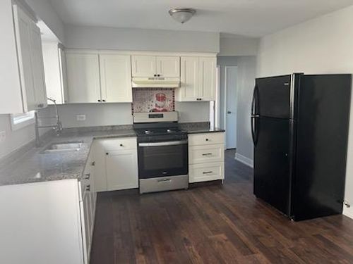 apt-2e-8141 S Ingleside Ave, Chicago, IL, 60619-5229 | Card Image