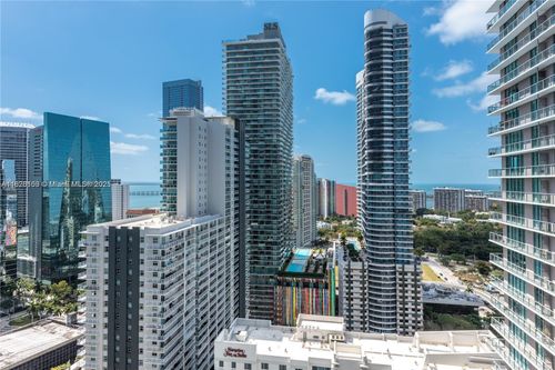 3218-n-1111 1st Ave, Miami, FL, 33130-5401 | Card Image