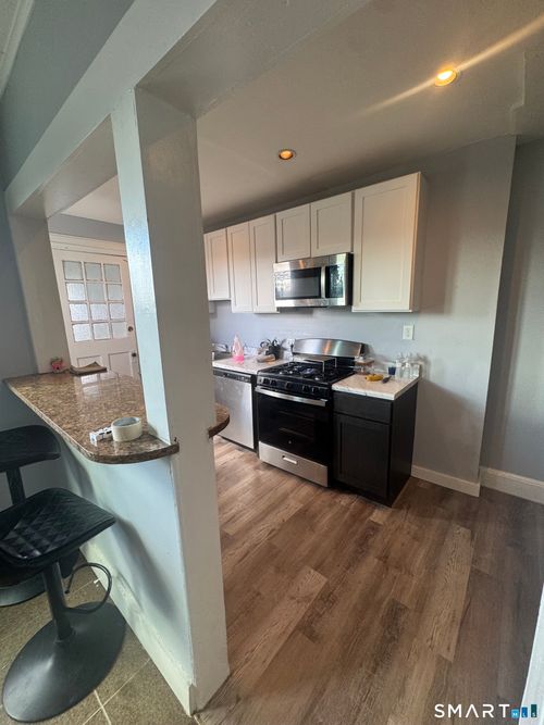 365 Remington St, Bridgeport, CT, 06610-2212 | Card Image
