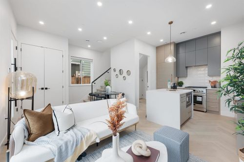 3351 Kaslo St, Vancouver, BC, V5M3H3 | Card Image