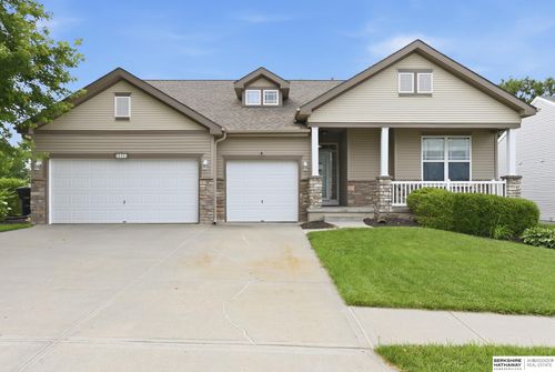 20903 Cleveland St, Elkhorn, NE, 68022-5305 | Card Image