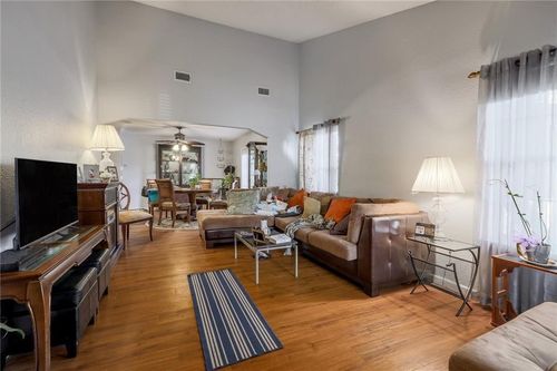 b-12402 Coronet St, Austin, TX, 78727-5305 | Card Image