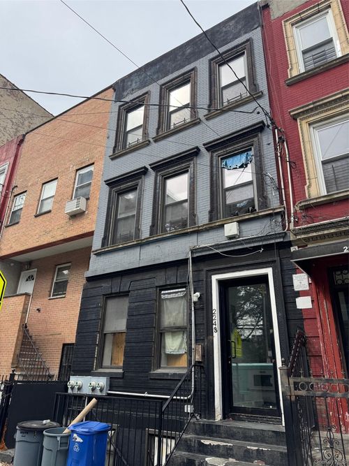 2243 Bathgate Ave, Bronx, NY, 10457-1550 | Card Image