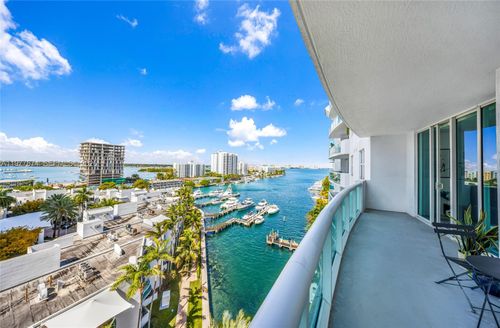 apt-901-7910 Harbor Island Dr, North Bay Village, FL, 33141-3390 | Card Image