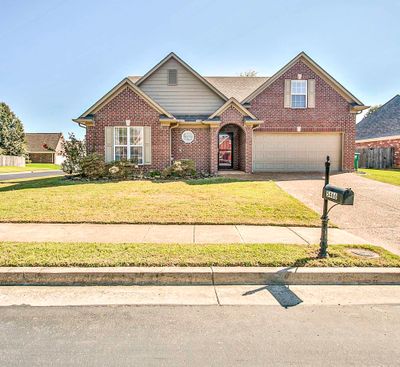 5466 Evening Mist Dr, House other with 4 bedrooms, 3 bathrooms and null parking in Arlington TN | Image 1