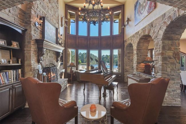 Groin vault ceilings are in several places in the home | Image 12