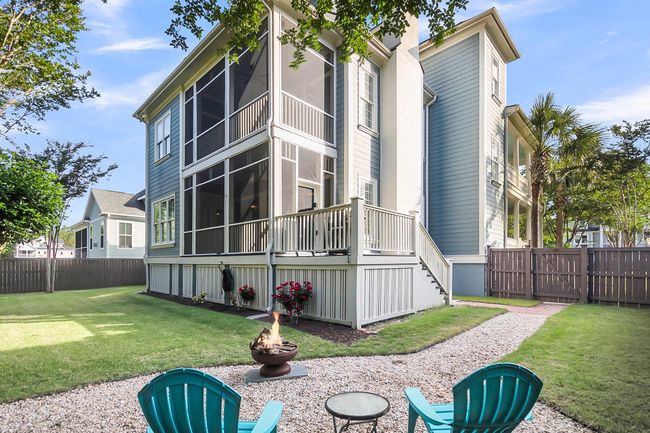 two huge screen porches | Image 5