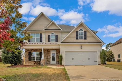579 Wedgefield Dr, Raeford, NC, 28376-5033 | Card Image